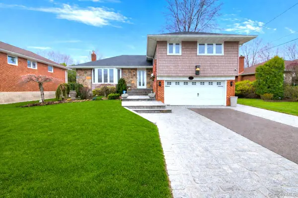 7 Market Drive, Syosset, NY 11791