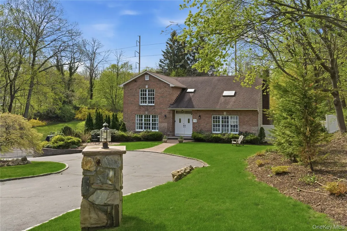 12 Pond Drive, Syosset, NY 11791 - #1