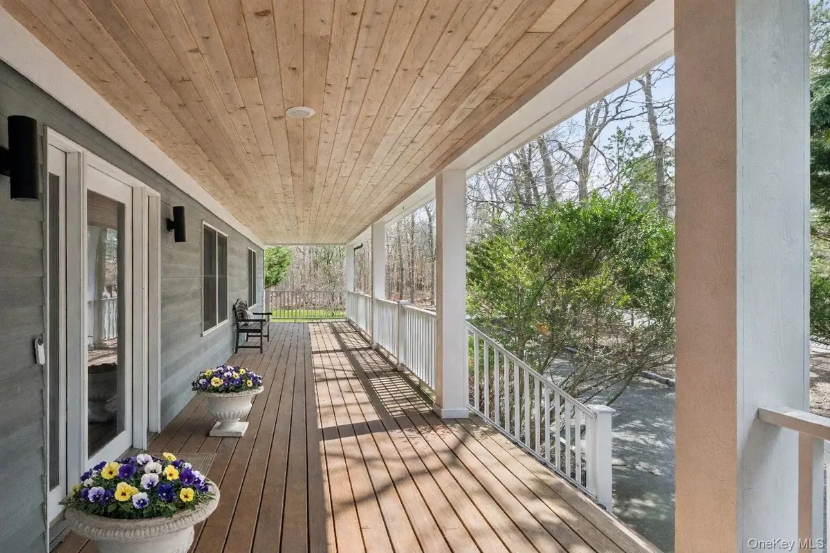 9 Red Creek Circle, Hampton Bays, NY 11946 - #1