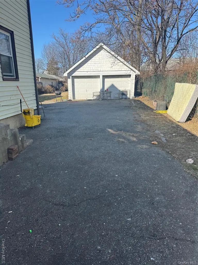 37 Maple Avenue, Hempstead, NY 11550 - #3