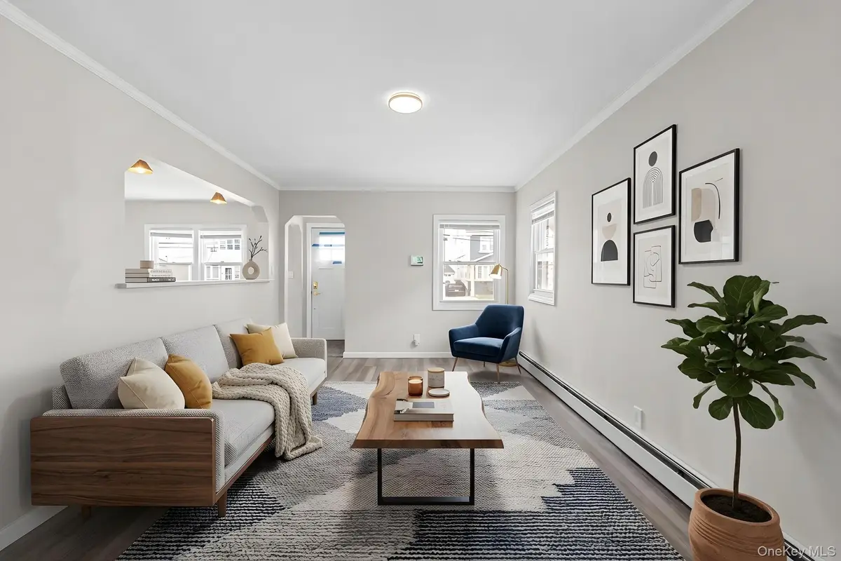 20 Dewitt Street, Valley Stream, NY 11580 - #1