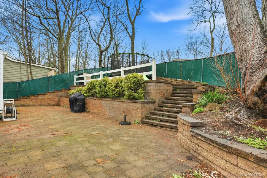 5 Orient Road, Sound Beach, NY 11789 - #3