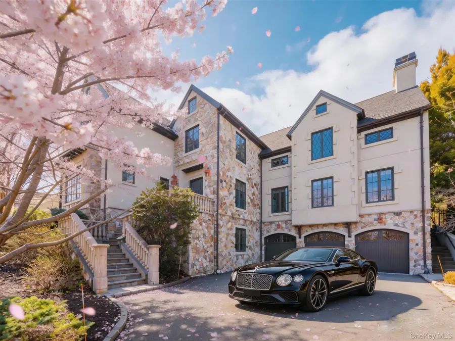 9 Earle Drive, Muttontown, NY 11791 - #2