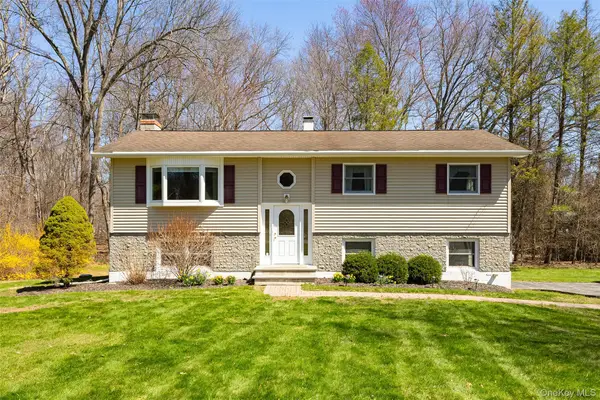 41 Julie Drive, Hopewell Junction, NY 12533