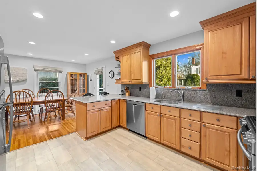 170 Woodbine Avenue, Merrick, NY 11566 - #3