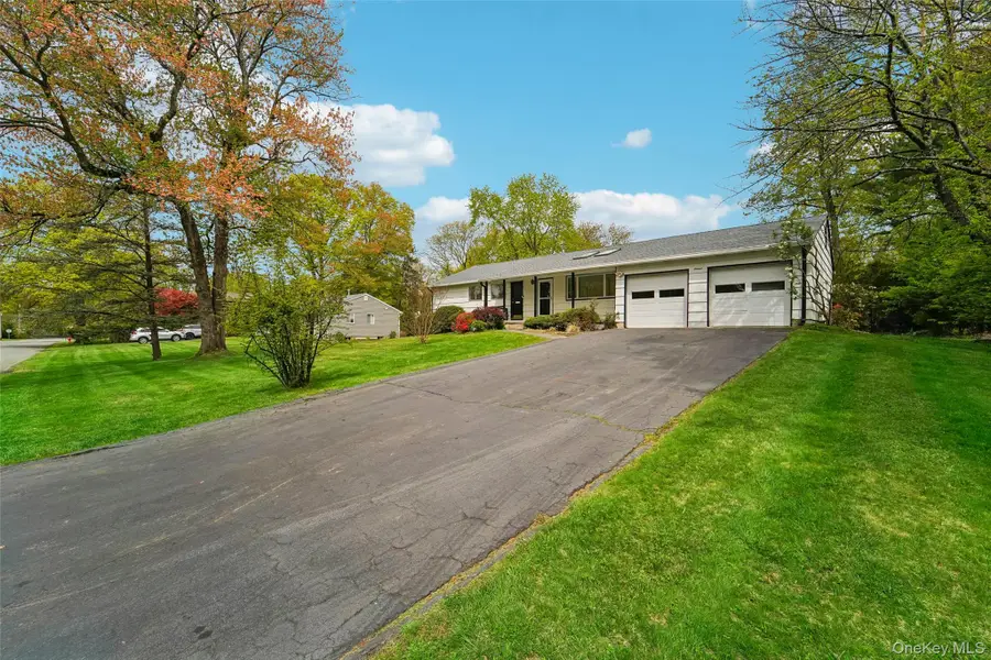 16 Jill Drive, West Nyack, NY 10994 - #2
