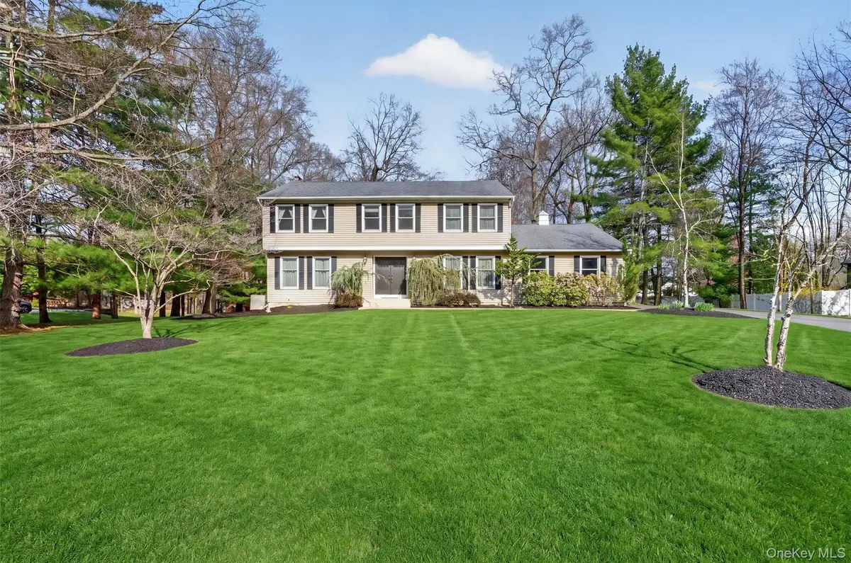 6 Amanda Court, Airmont, NY 10952 - #1