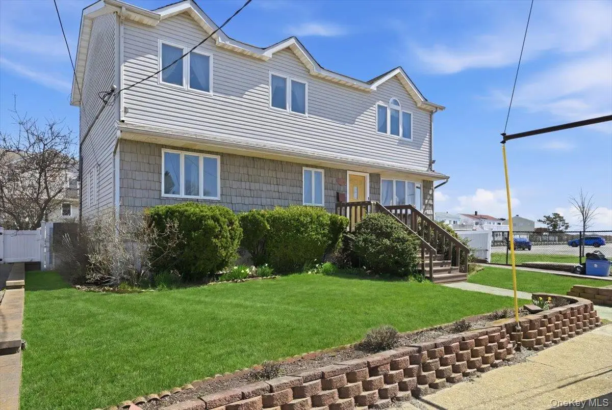 955 S Long Beach Avenue, Freeport, NY 11520 - #1