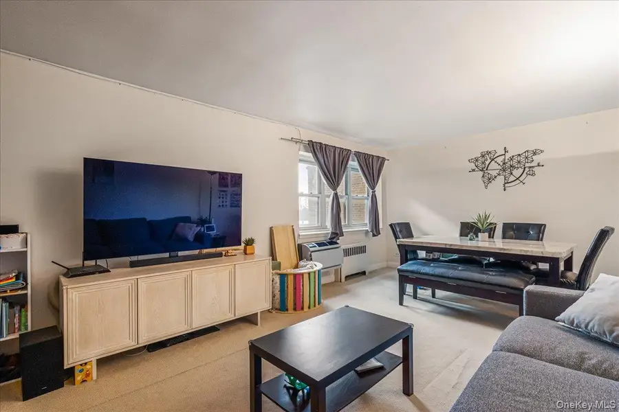 14455 Melbourne Avenue #3E, Flushing, NY 11367 - #3