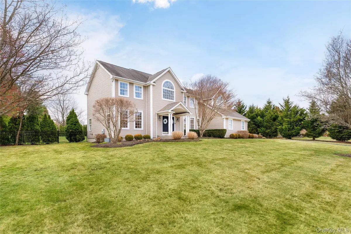 6 Mimosa Street, Miller Place, NY 11764 - #1