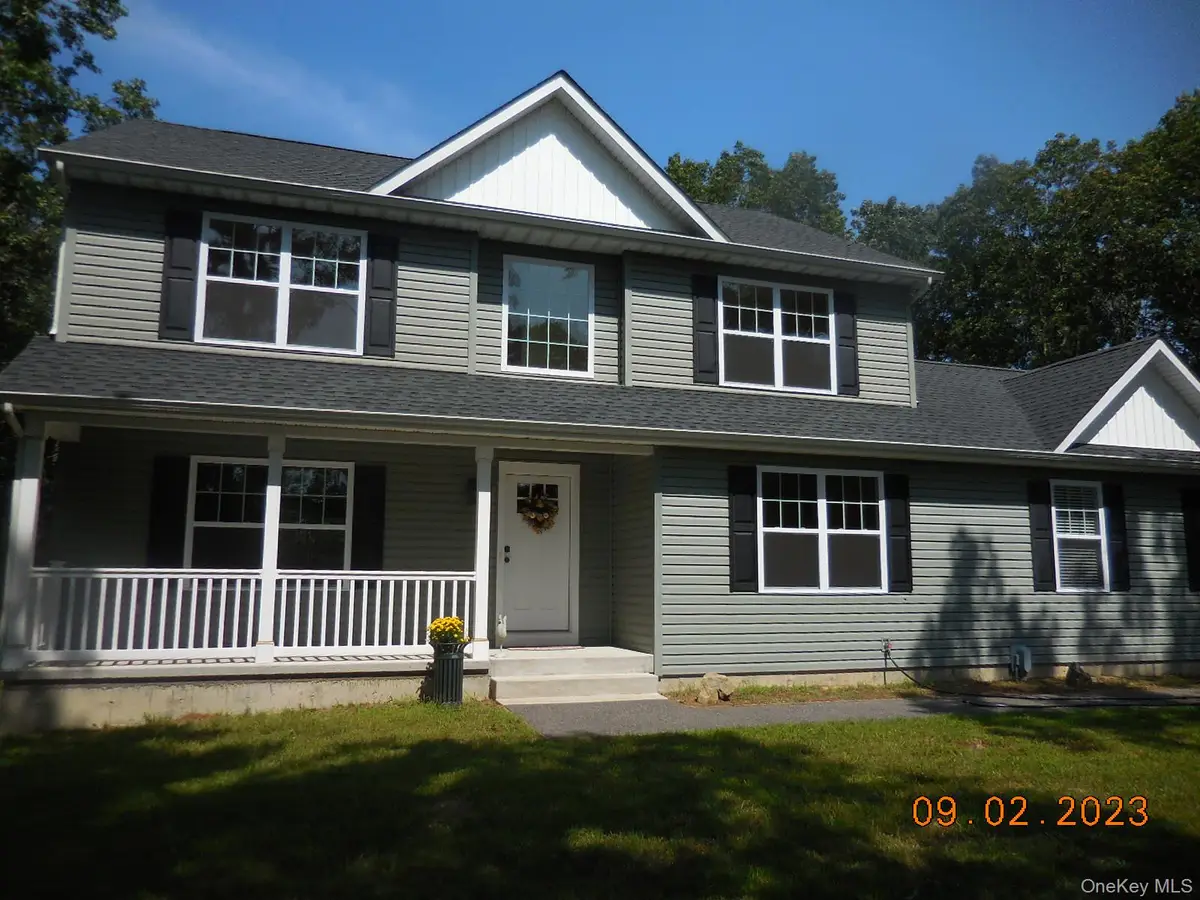 230 Expressway Drive N, Medford, NY 11763 - #1