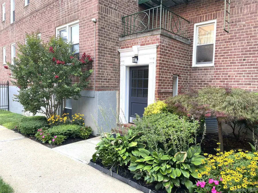 22 Mulford Place #5C, Hempstead, NY 11550 - #2