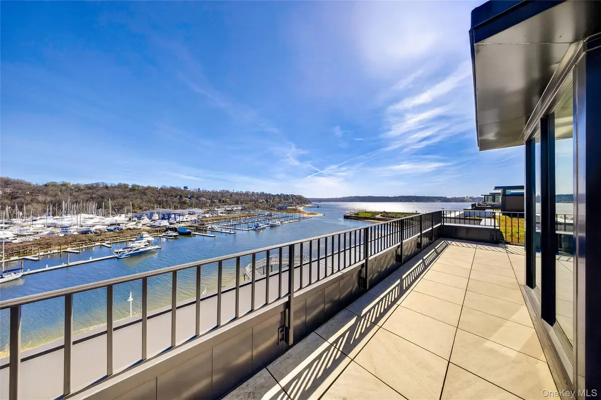 100 Garvies Point Road #1304, Glen Cove, NY 11542 - #1