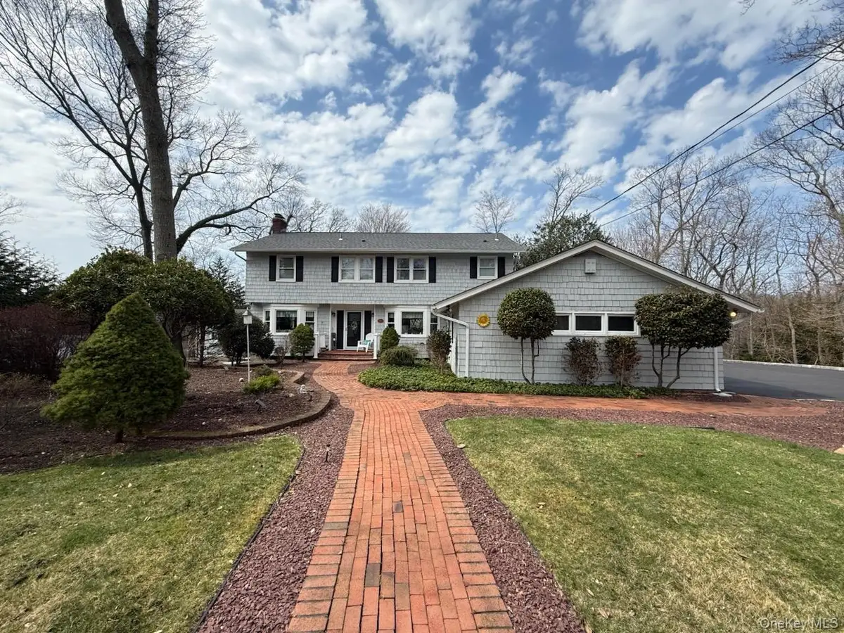 12 Knoll Crest, Miller Place, NY 11764 - #1