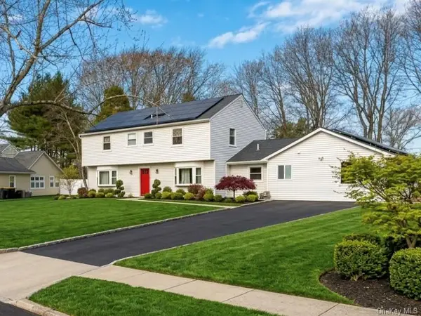 11 Manor Lane, Stony Brook, NY 11790