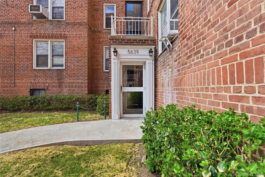 5639 Netherland Avenue #5C, Bronx, NY 10471 - #2