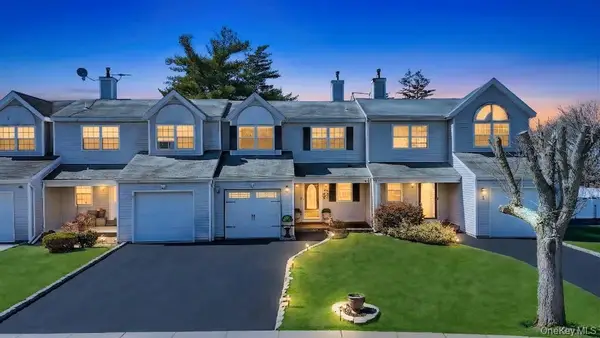 4 Beech Street, Central Islip, NY 11722