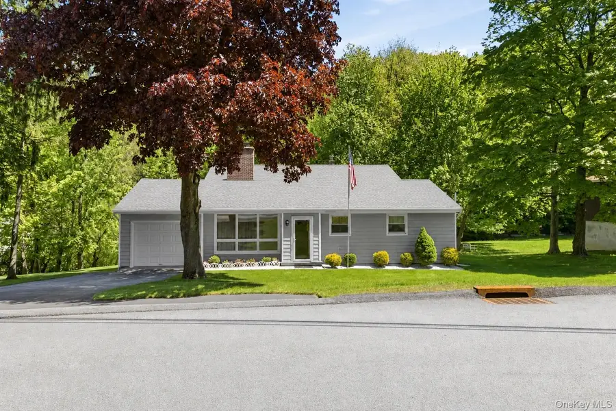 18 Collier Drive E, Carmel, NY 10512 - #2