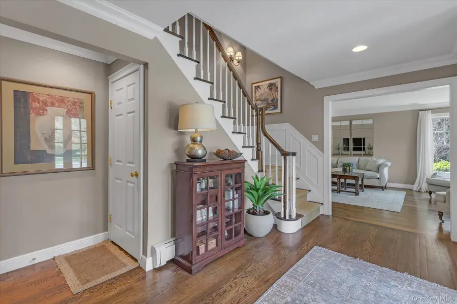 7 Shady Meadow Lane, Syosset, NY 11791 - #3