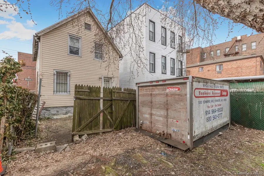 777 E 225th Street, Bronx, NY 10466 - #3