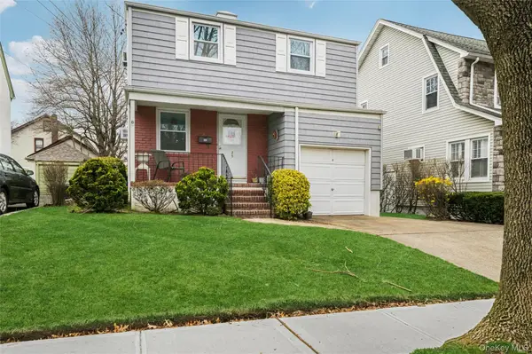 25 Adelaide Street, Floral Park, NY 11001