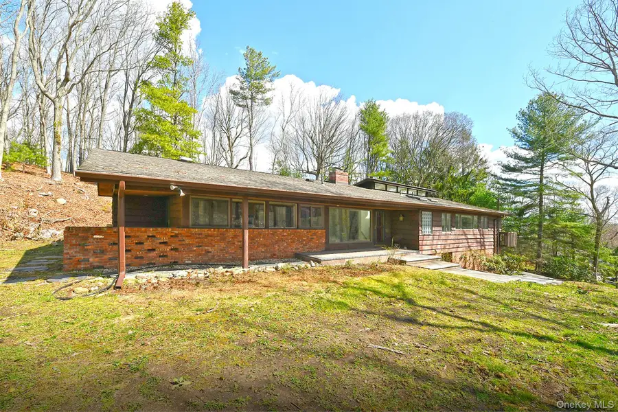 10 Ponderosa Drive, Melville, NY 11747 - #2