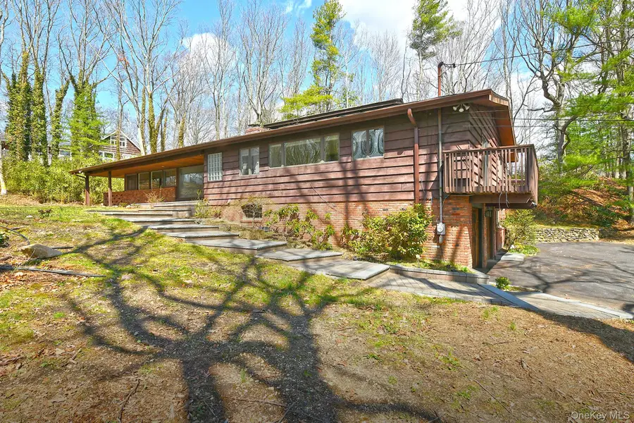 10 Ponderosa Drive, Melville, NY 11747 - #3