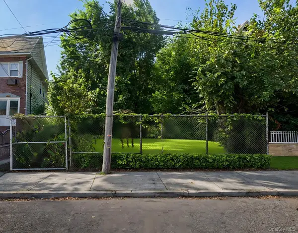 7110 52nd Avenue, Maspeth, NY 11378