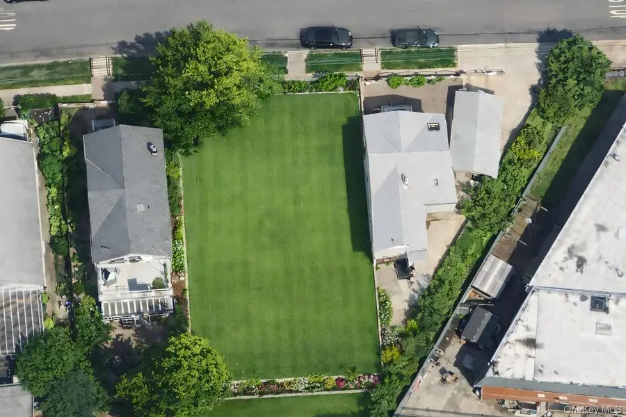 7110 52nd Avenue, Maspeth, NY 11378 - #3