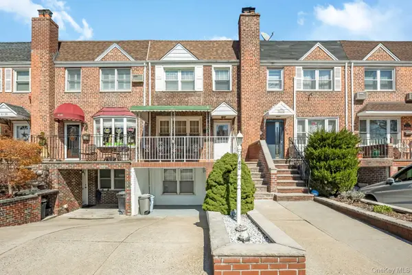 61-43 75th Place, Middle Village, NY 11379