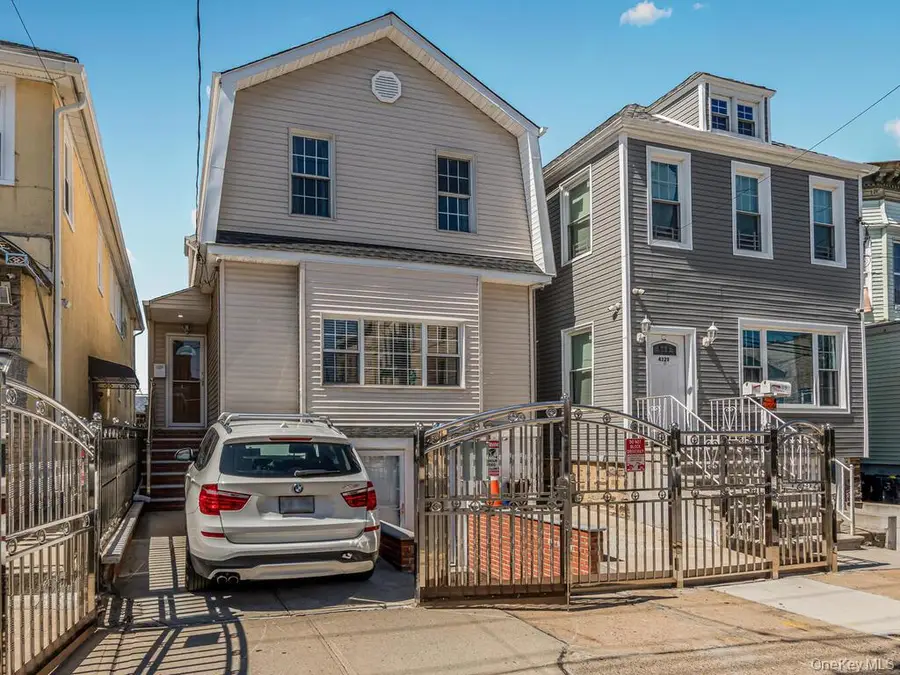 4327 Byron Avenue, Bronx, NY 10466 - #2