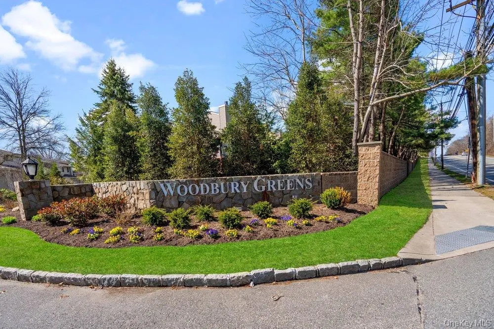 35 Chestnut Lane, Woodbury, NY 11797 - #1