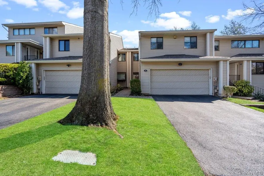 35 Chestnut Lane, Woodbury, NY 11797 - #3