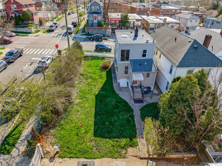 902 127th Street, College Point, NY 11356 - #3