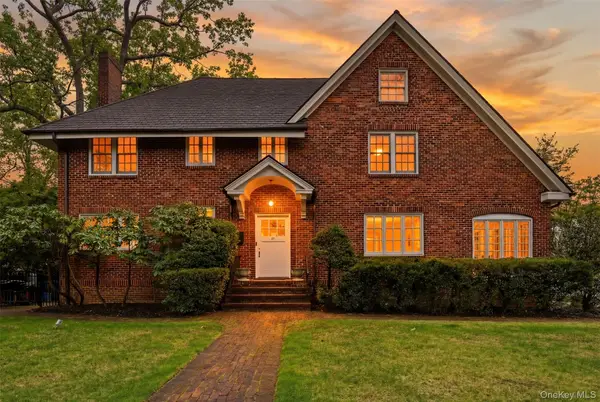 12 Little John Place, White Plains, NY 10605