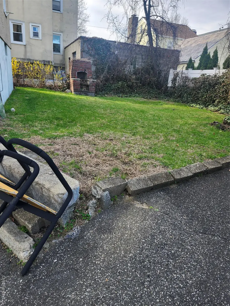 129 Hillside Avenue, Mount Vernon, NY 10553 - #2