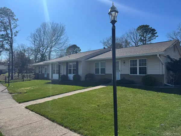 368 Woodbridge Drive #A, Ridge, NY 11961