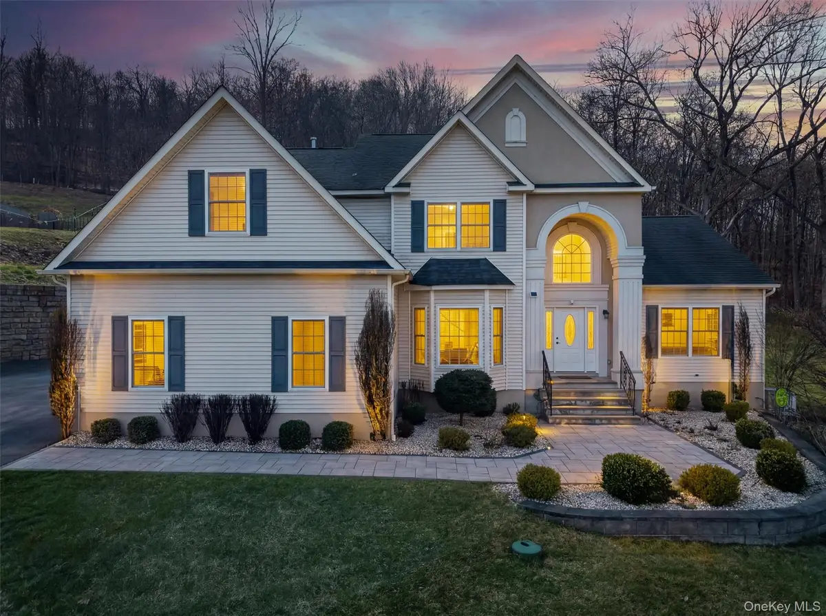 2 Pond Ridge Crossing, Newburgh, NY 12550 - #1