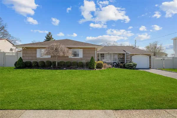 50 Penn Street, Port Jefferson Station, NY 11776