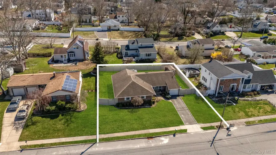 50 Penn Street, Port Jefferson Station, NY 11776 - #2