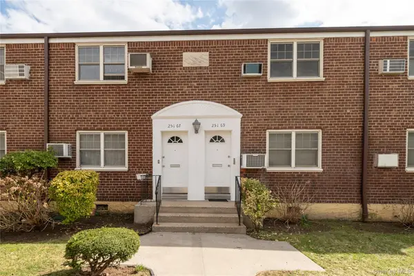 25167 61st Avenue #693, Little Neck, NY 11362