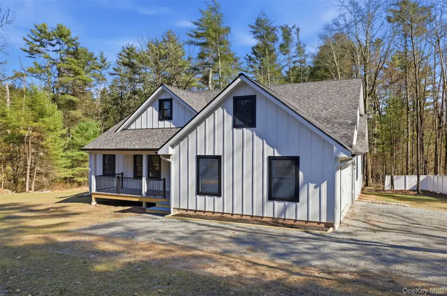 21 Crawford Road, Highland, NY 12528 - #3