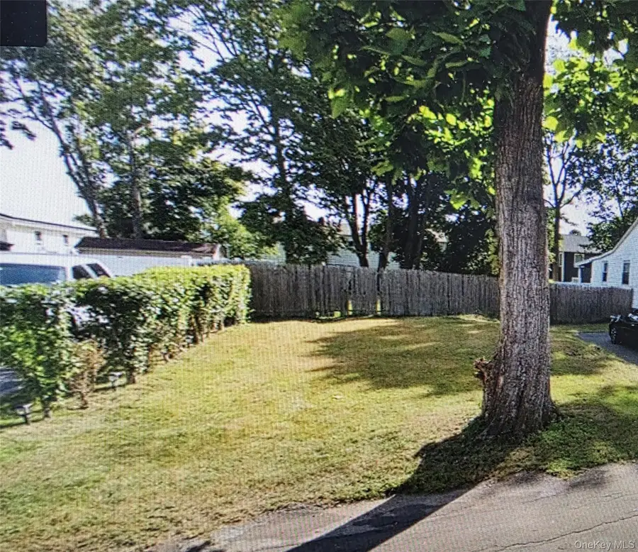 25 S 23rd Street, Wyandanch, NY 11798 - #3