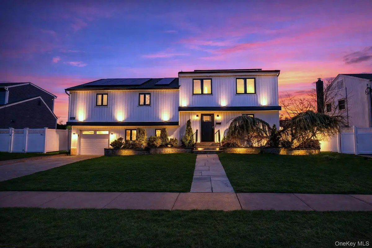 85 Massapequa Avenue, Massapequa, NY 11758 - #1