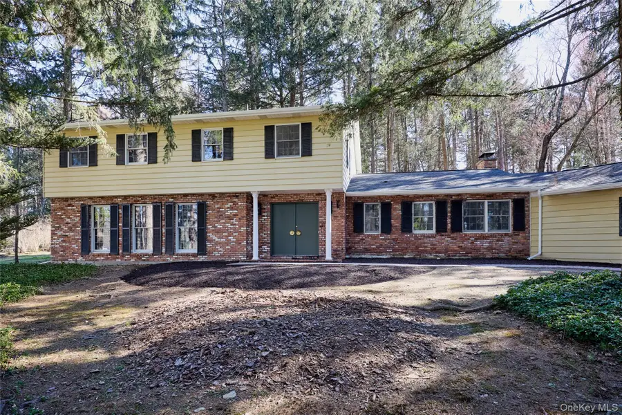 5 Genung Court, Hopewell Junction, NY 12533 - #3