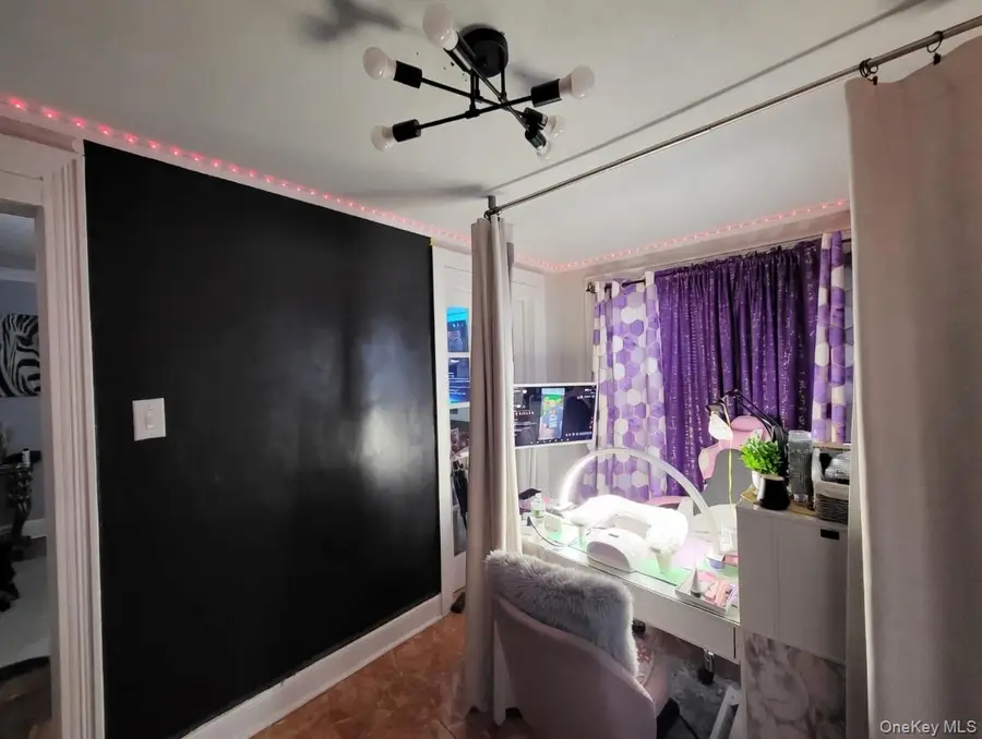 4223 Gunther Avenue, Bronx, NY 10466 - #3