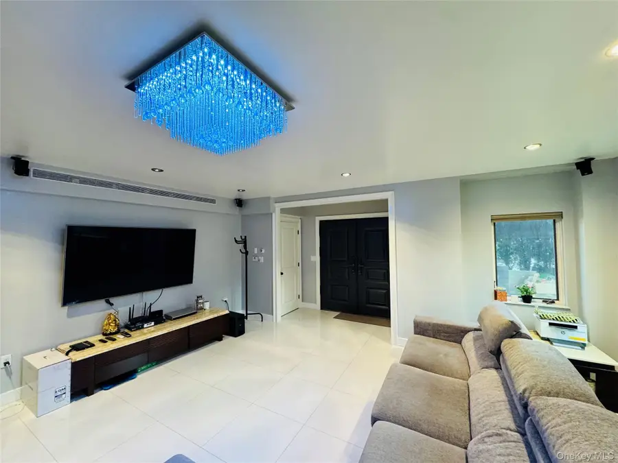 4902 Marathon Parkway, Little Neck, NY 11362 - #2