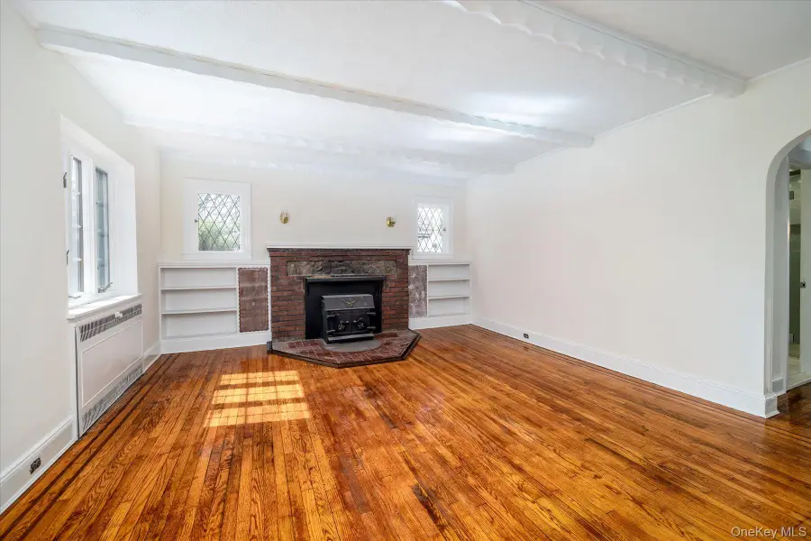 40 Horton Street, Malverne, NY 11565 - #2