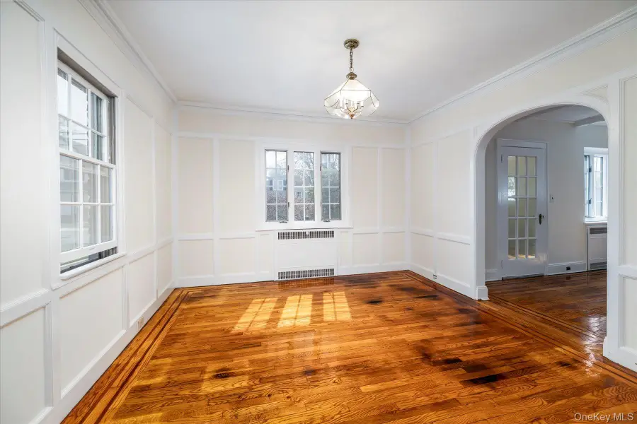 40 Horton Street, Malverne, NY 11565 - #3