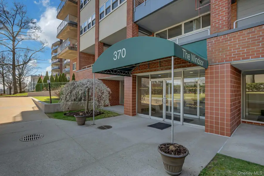 370 Westchester Avenue #6M, Port Chester, NY 10573 - #2